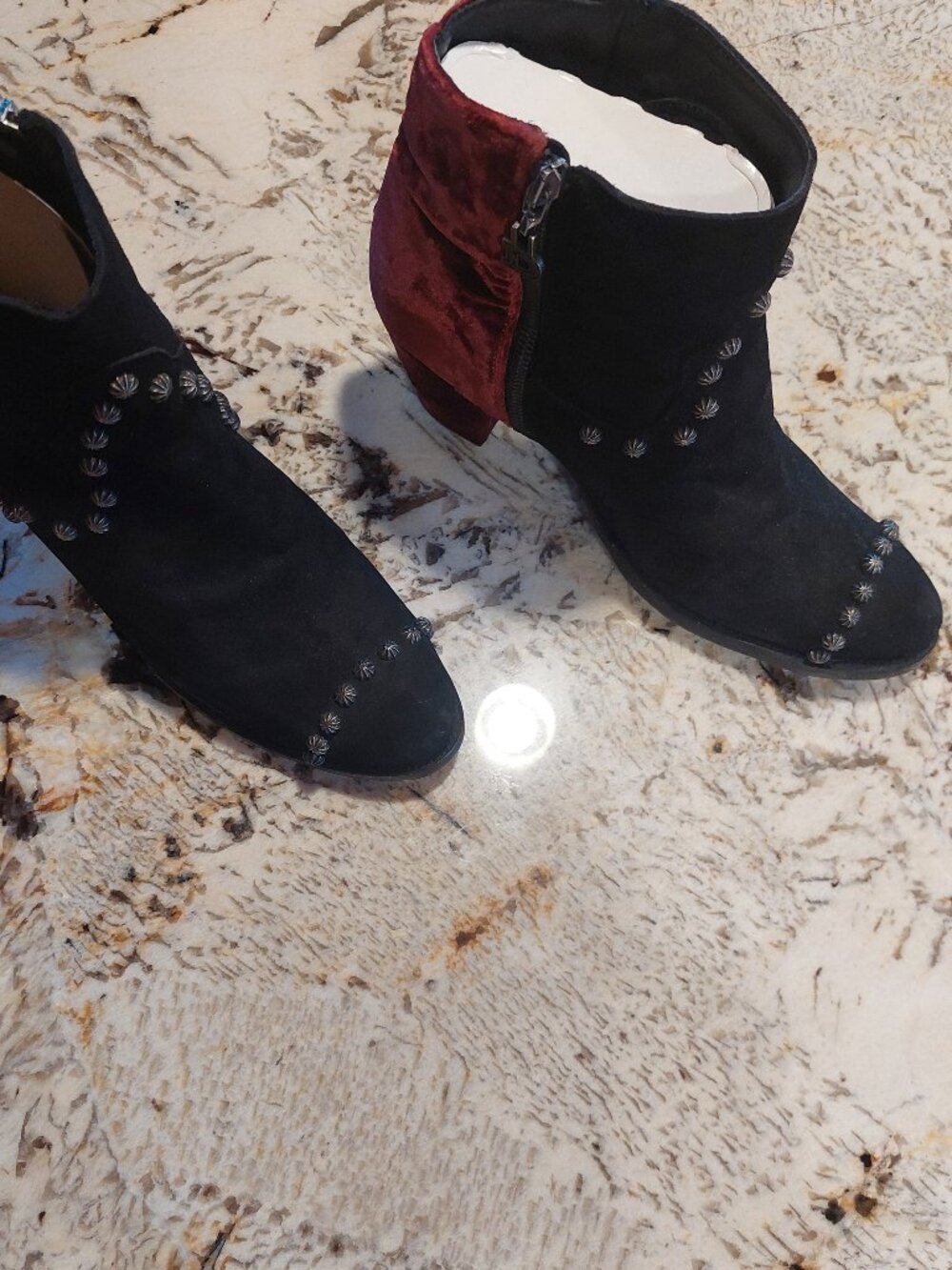 Double D Ranch Wine Velvet and black heeled Ankle boots Conchos/Turquoise sz 10 - Picture 5 of 15